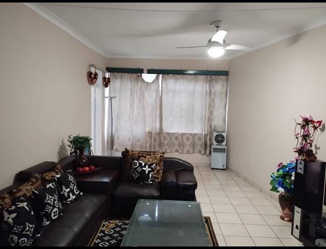 2 BEDROOM APARTMENT FOR SALE IN SUNNYSIDE